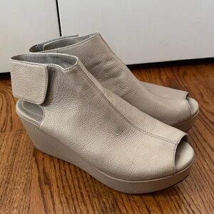 Chocolate Blu Leather Wedges Size 8